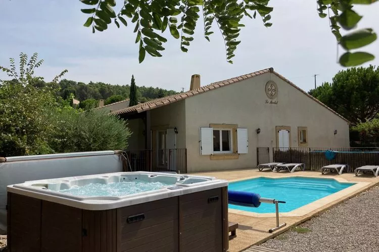 Villa Le Merlot-Außenbereich Sommer