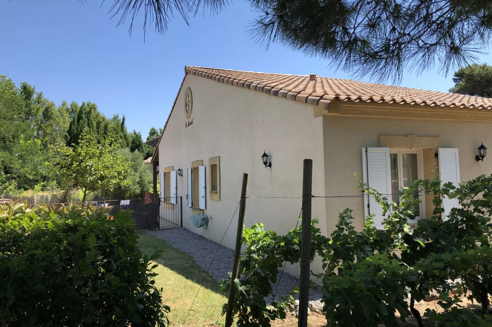 Villa Le Merlot-Gärten Sommer
