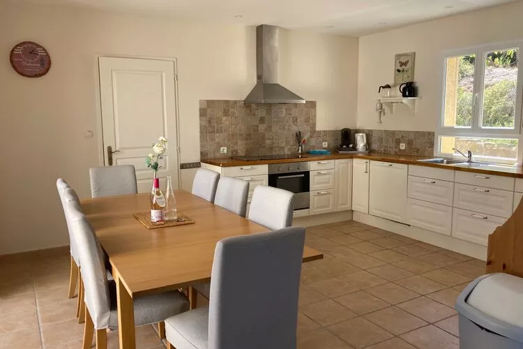 Villa le Syrah-Kitchen