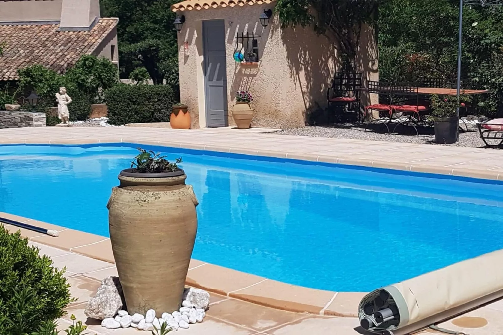Lambesco-Pool