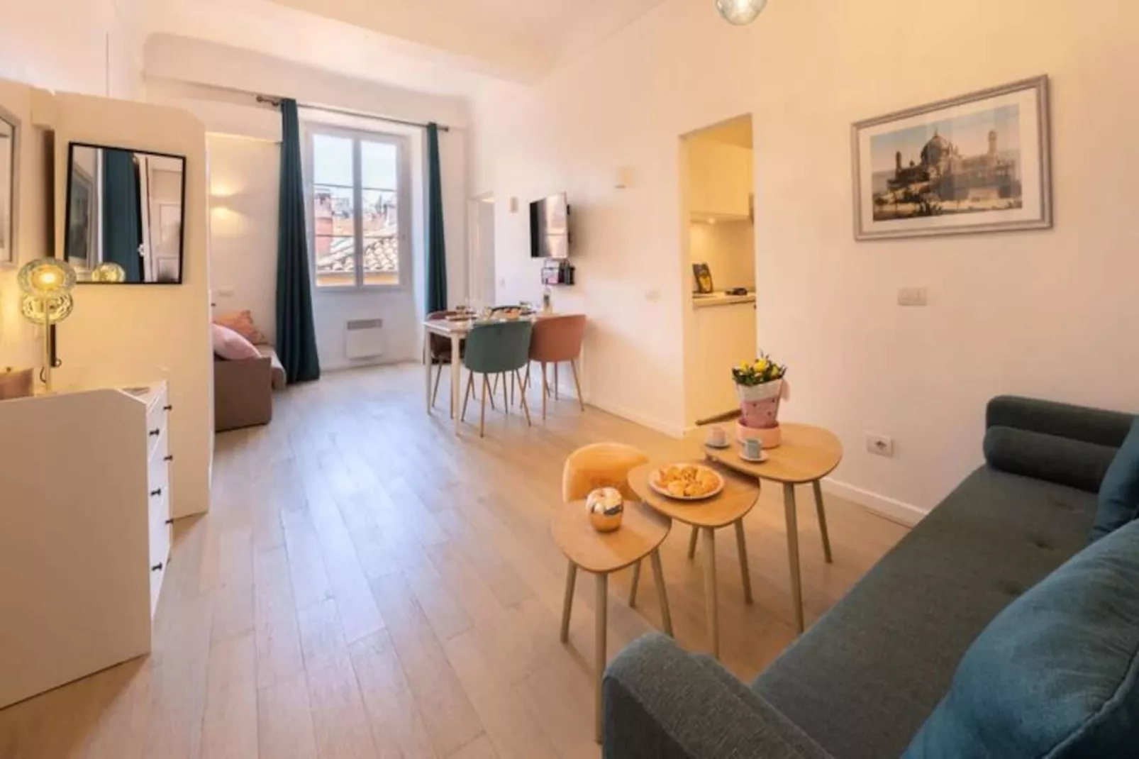 06a3 - Bel Appartement Au Cœur Du Vieux Nice