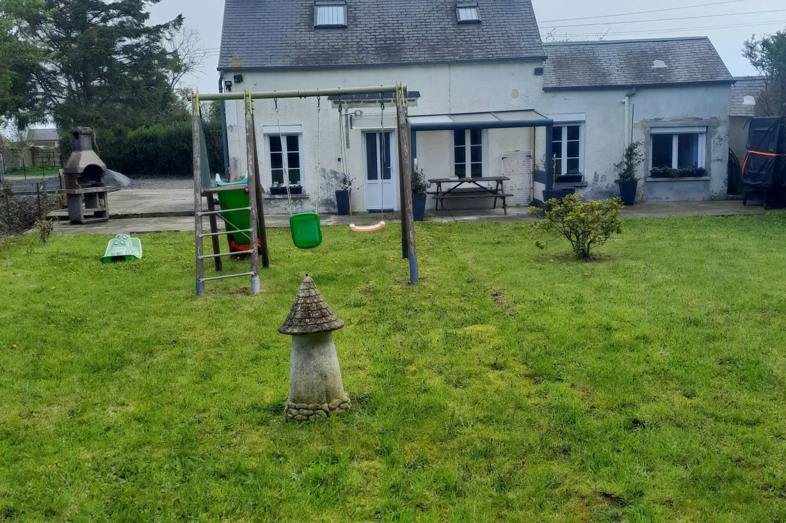 Chez Papounet-Exterior winter