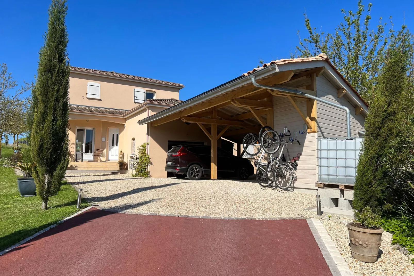 Maison mitoyenne avec piscine-Exterior summer