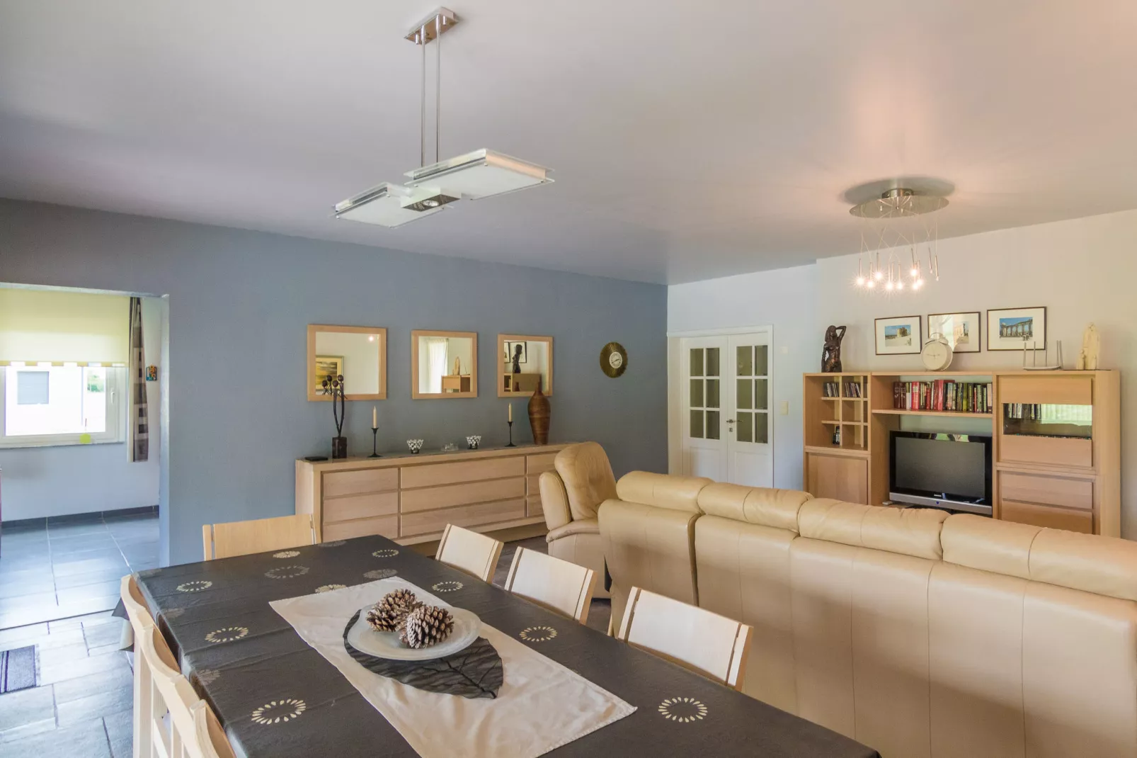 Residence Le Perrot-Dining room