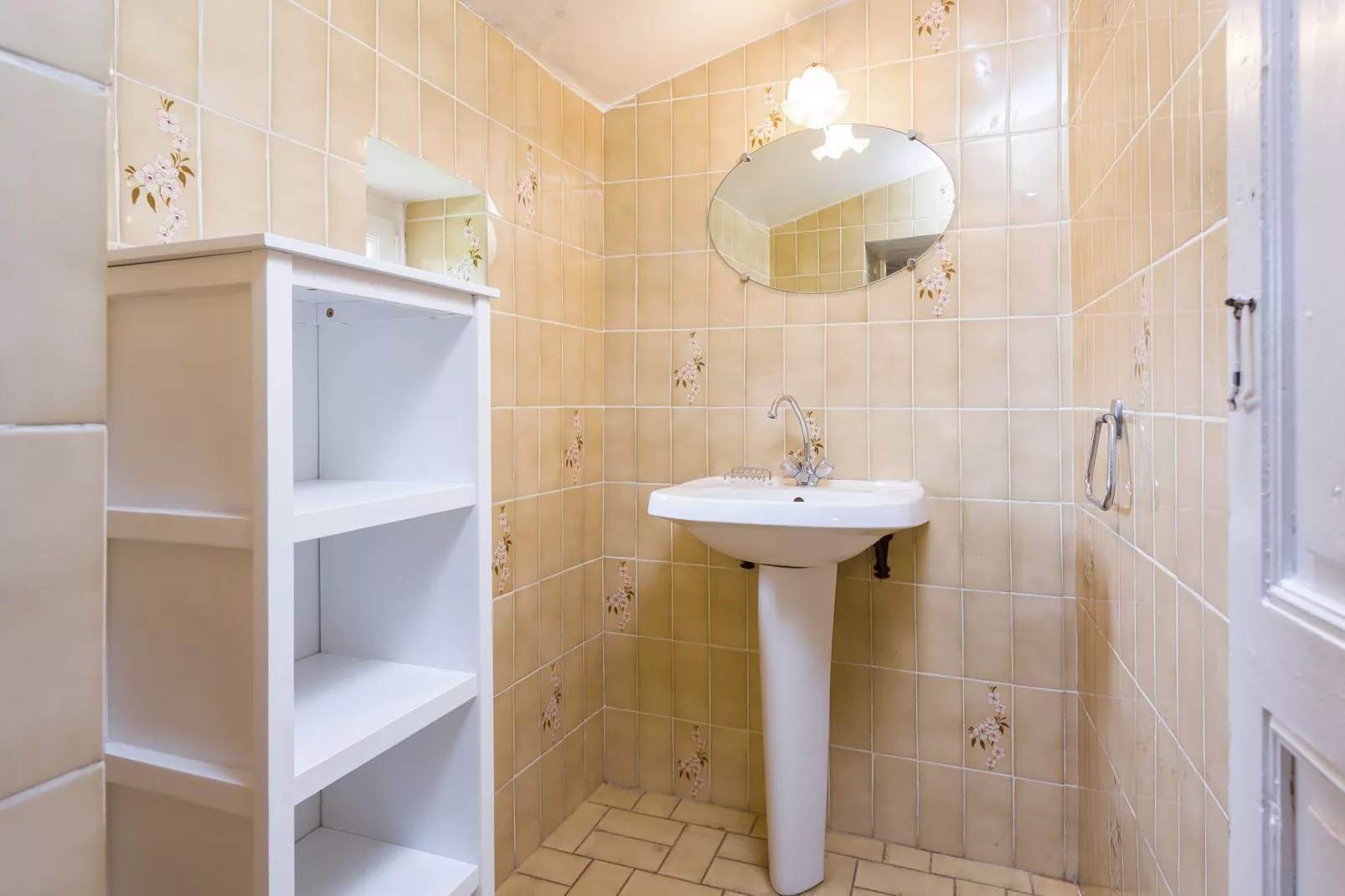 Maison de vacances Le Moulinal Haut-Bathroom