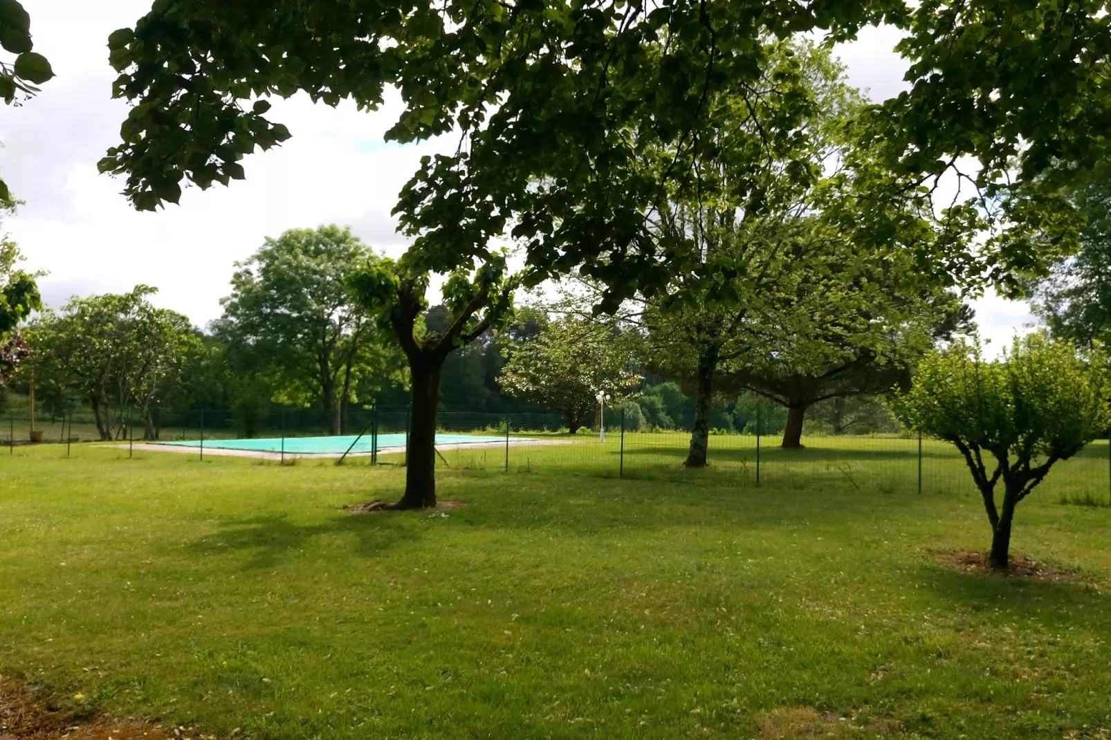 Maison de vacances Besse les Vitarelles 6 p-Gardens summer