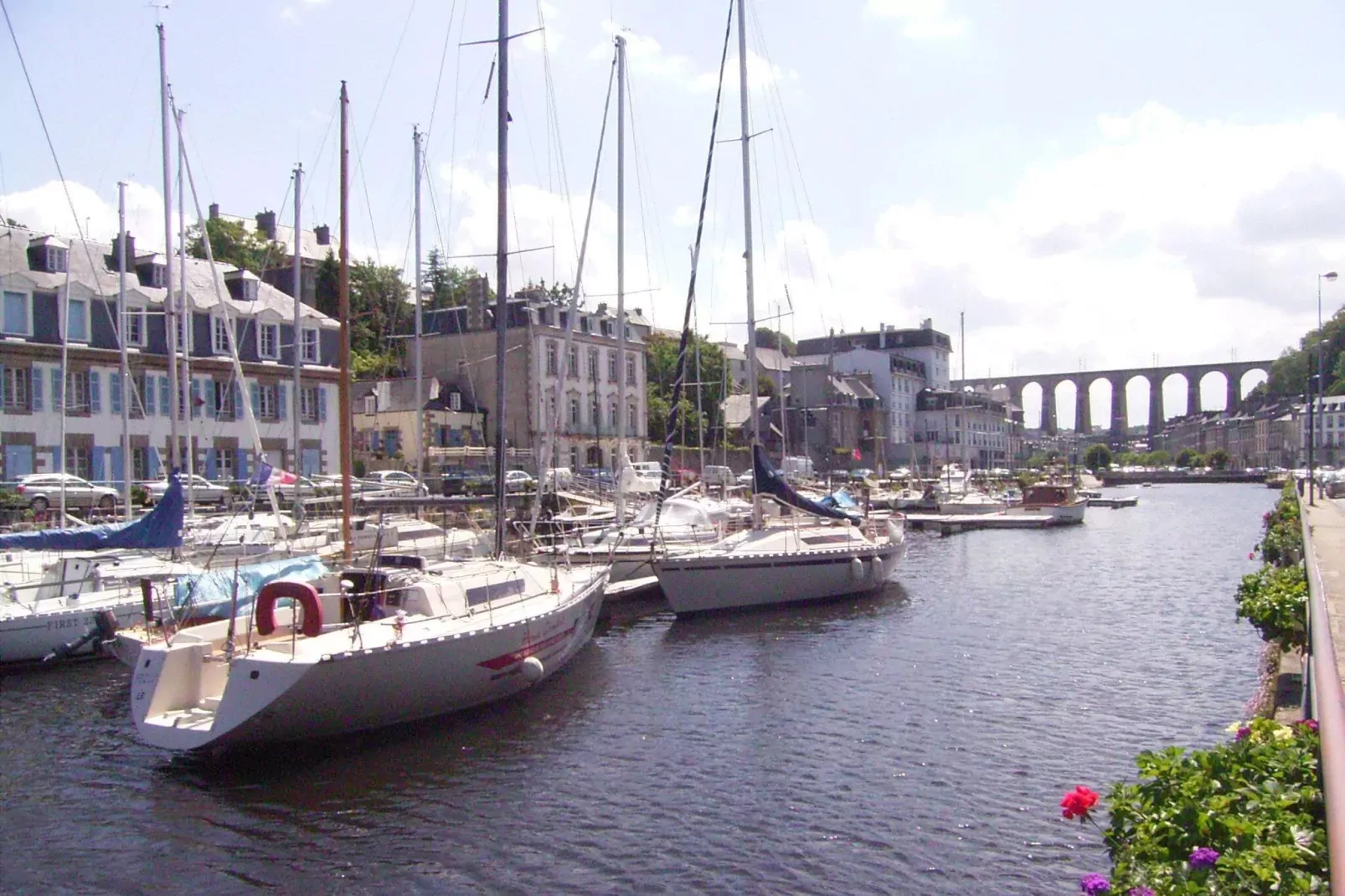 Between land and sea holiday home in the hinterland of the bay of Morlaix-Areas summer 20km