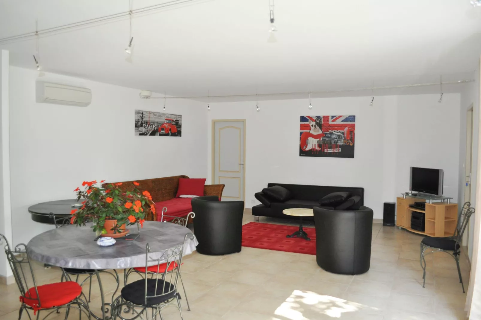 Maison de vacances - LÉDENON-Wohnzimmer