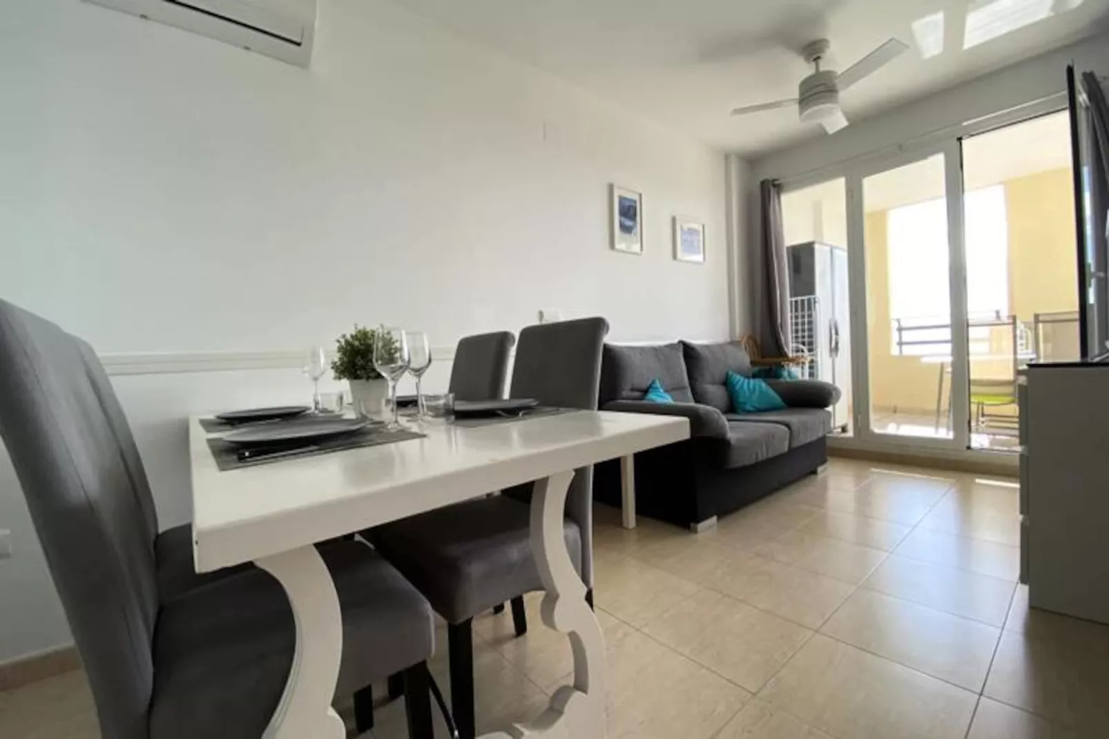 Appartement Vistamar : Piscine Et Magnifique Terrasse Panoramique