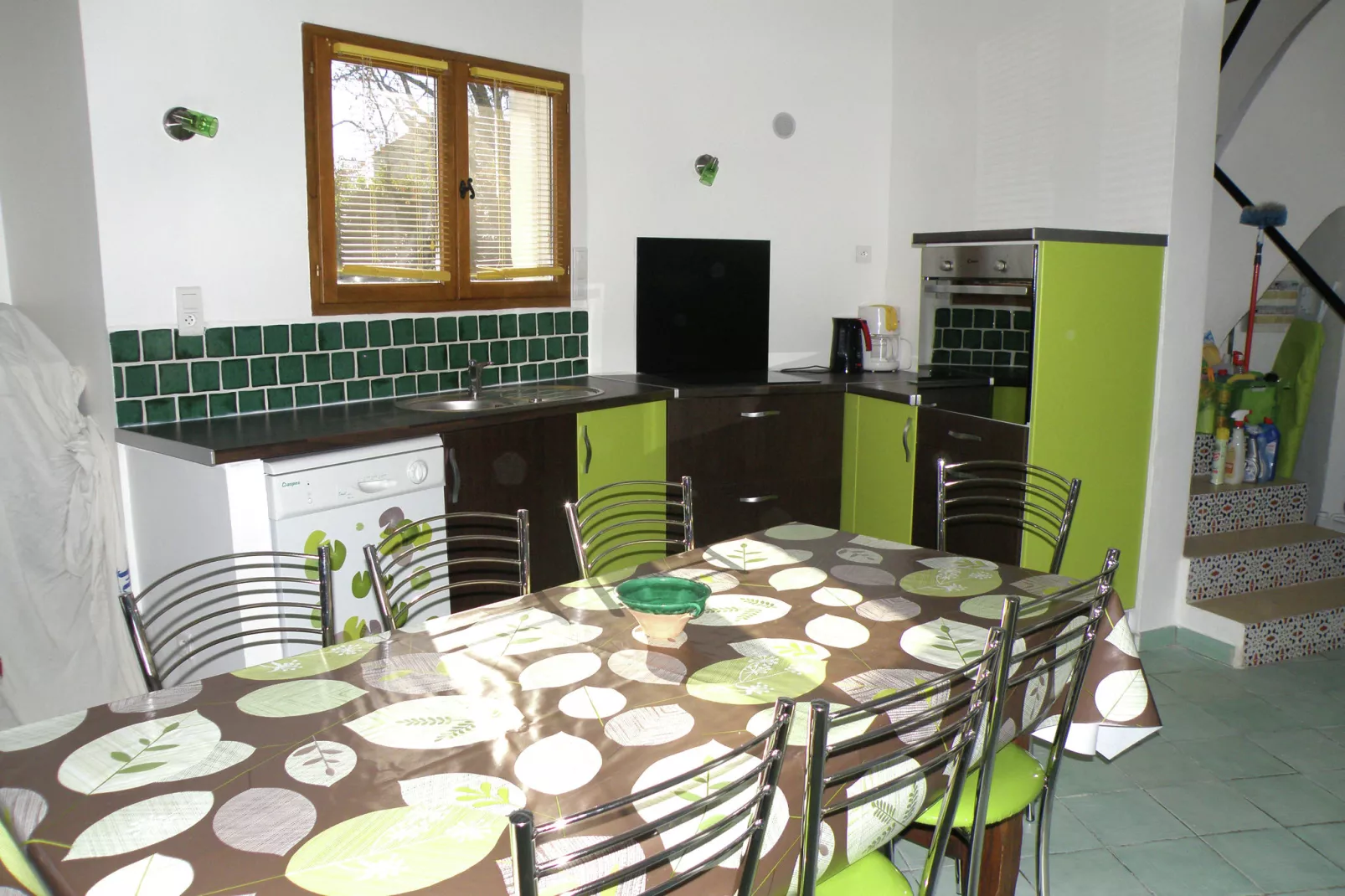 Les Chênes- SAINT-BRÈS-Kitchen