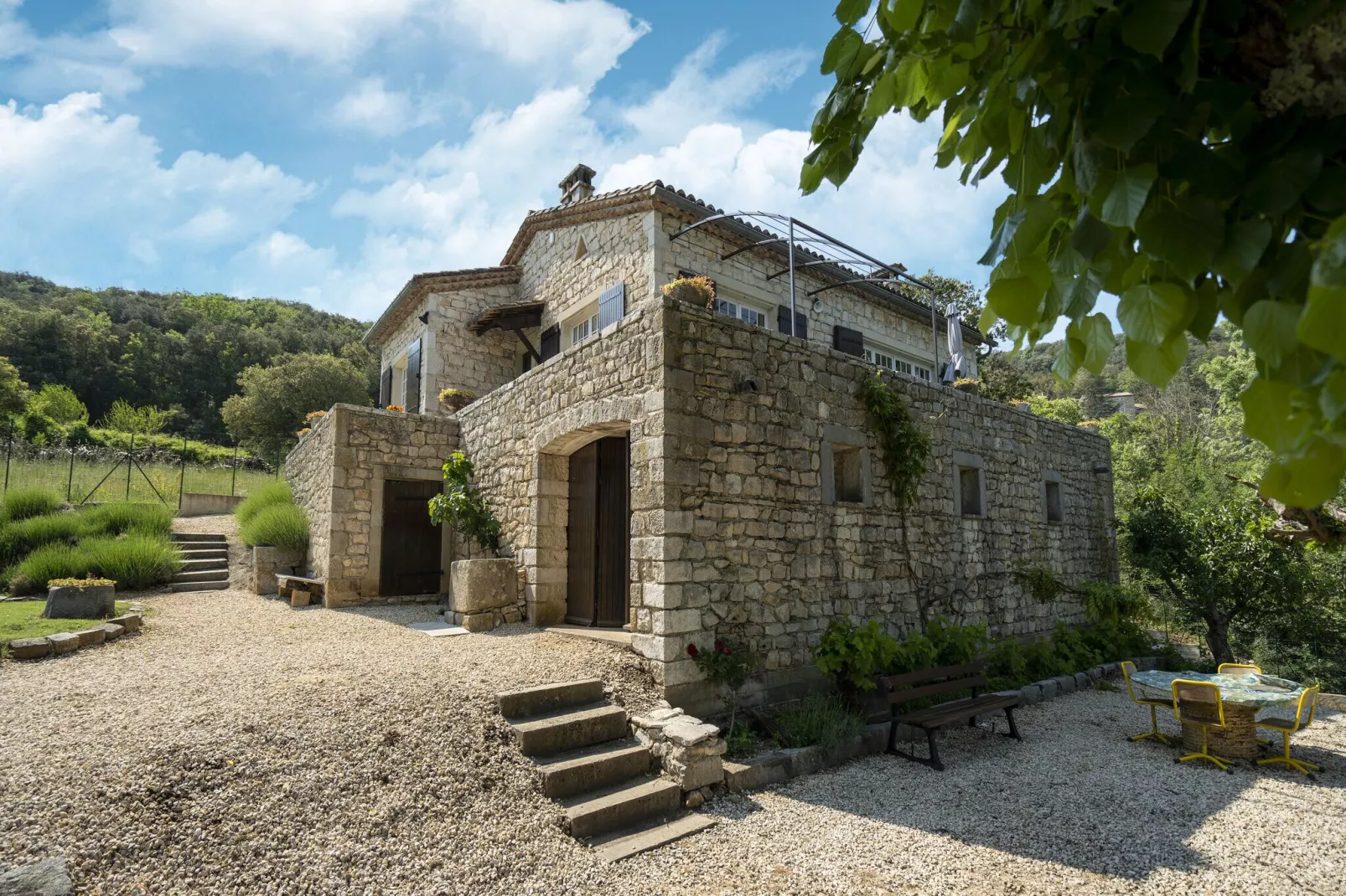 Le Travers-Exterior summer