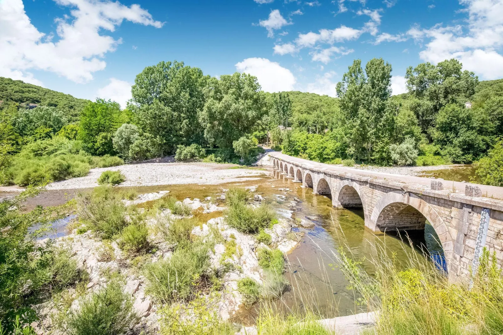 Le Travers-Areas summer 5km