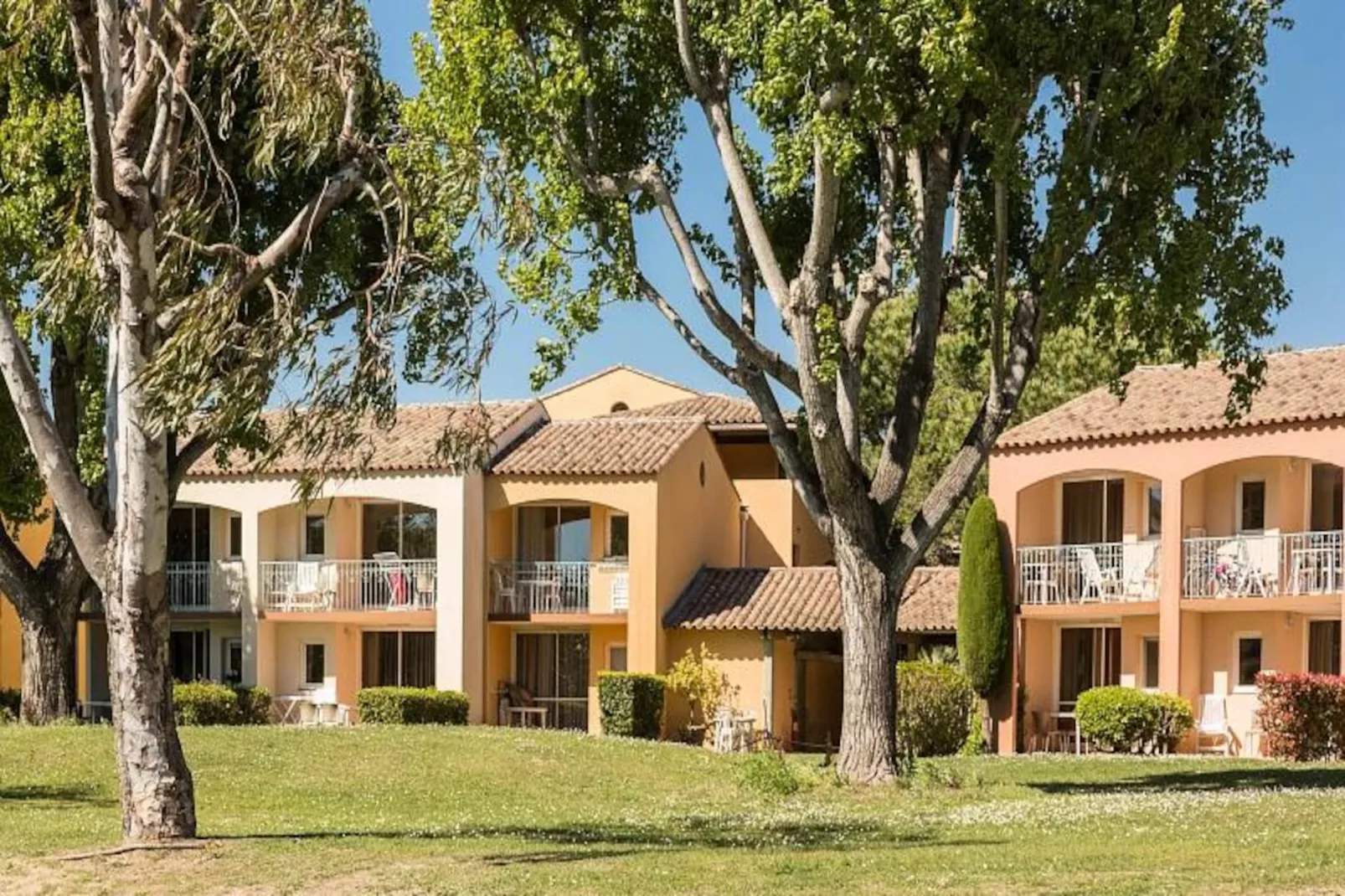 Résidence Les Rives de Cannes Mandelieu - maeva Home