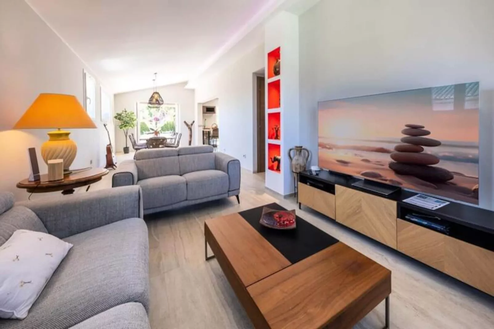 06ak1 - Villa 4 Chambres, Piscine Et Sauna