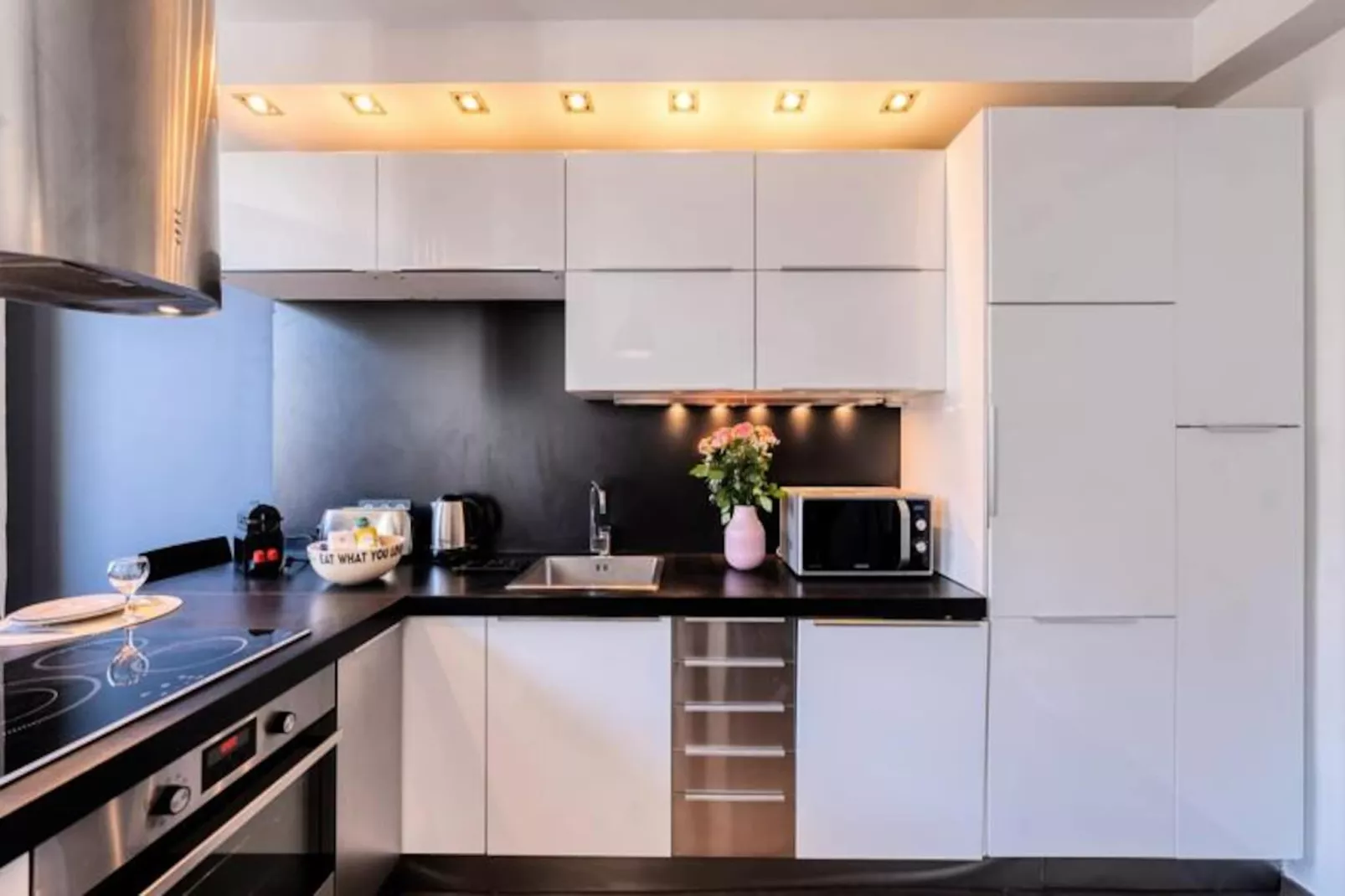 3 Pcs Design - R&eacute;nov&eacute; Cannes Ctre Croisette Emplacement N&deg;1 Olam Properties