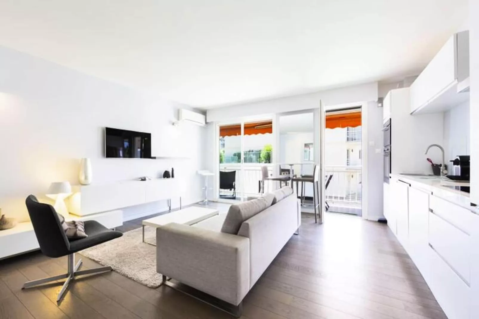 Résidence Moderne Appartement 2 Chambres/1 Salle De Bain, Terrasse Calme/aper&ccedil;u Mer