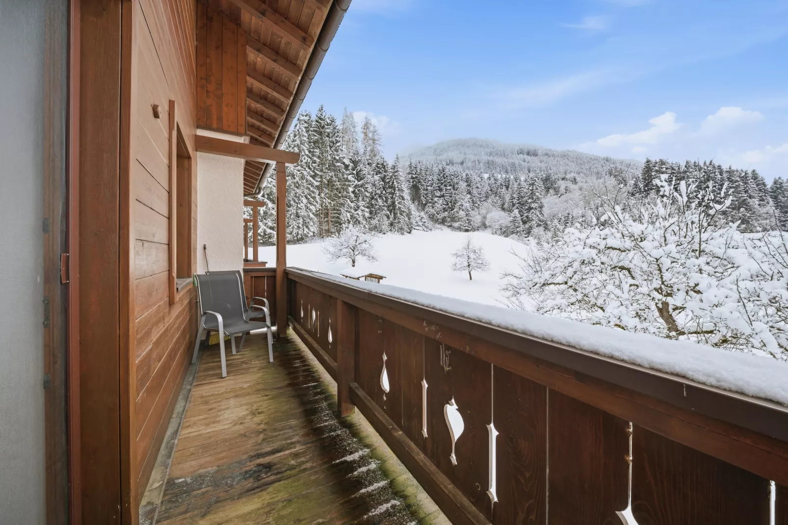Apartment "Sonnberg & Schattberg"-Terrace balcony