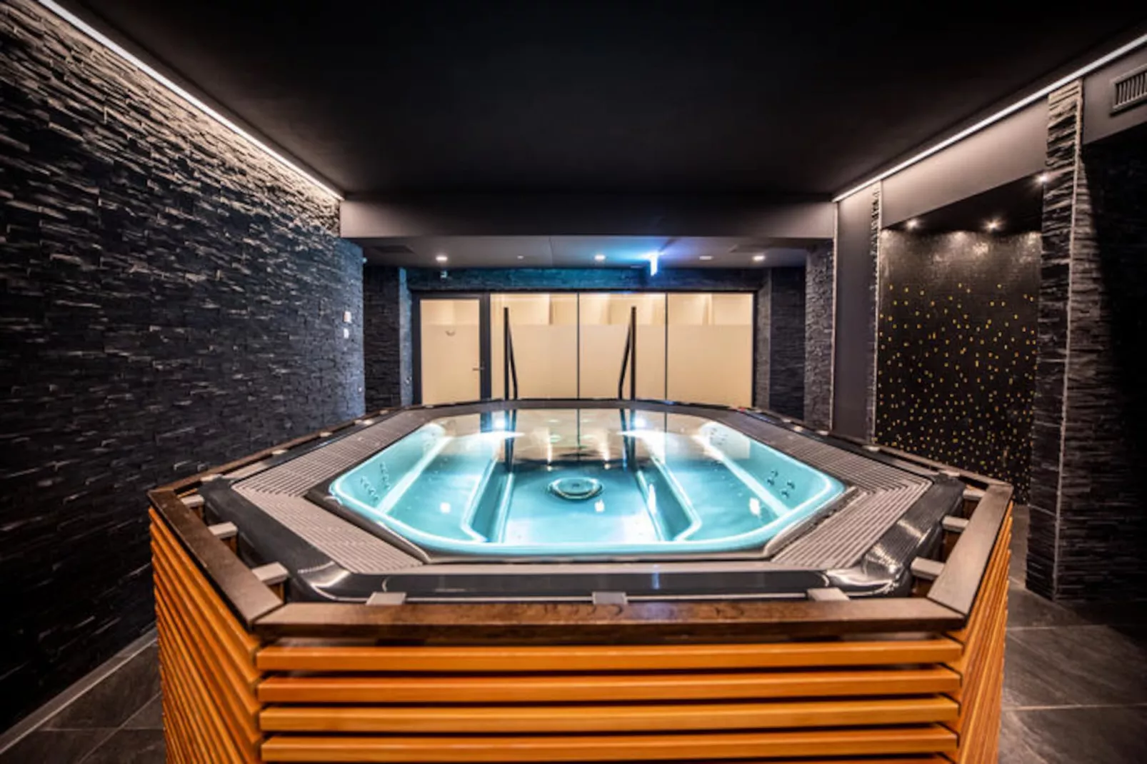 Résidence SWISSPEAK Resorts Vercorin-Image-tags.