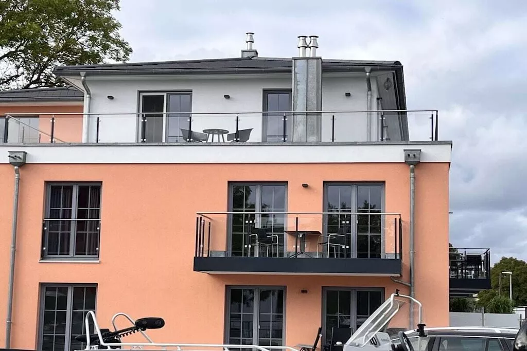 453458-Nicht zugeordnet