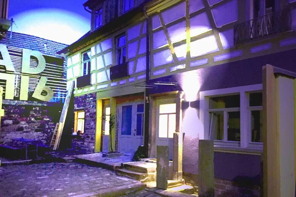 256978-Nicht zugeordnet