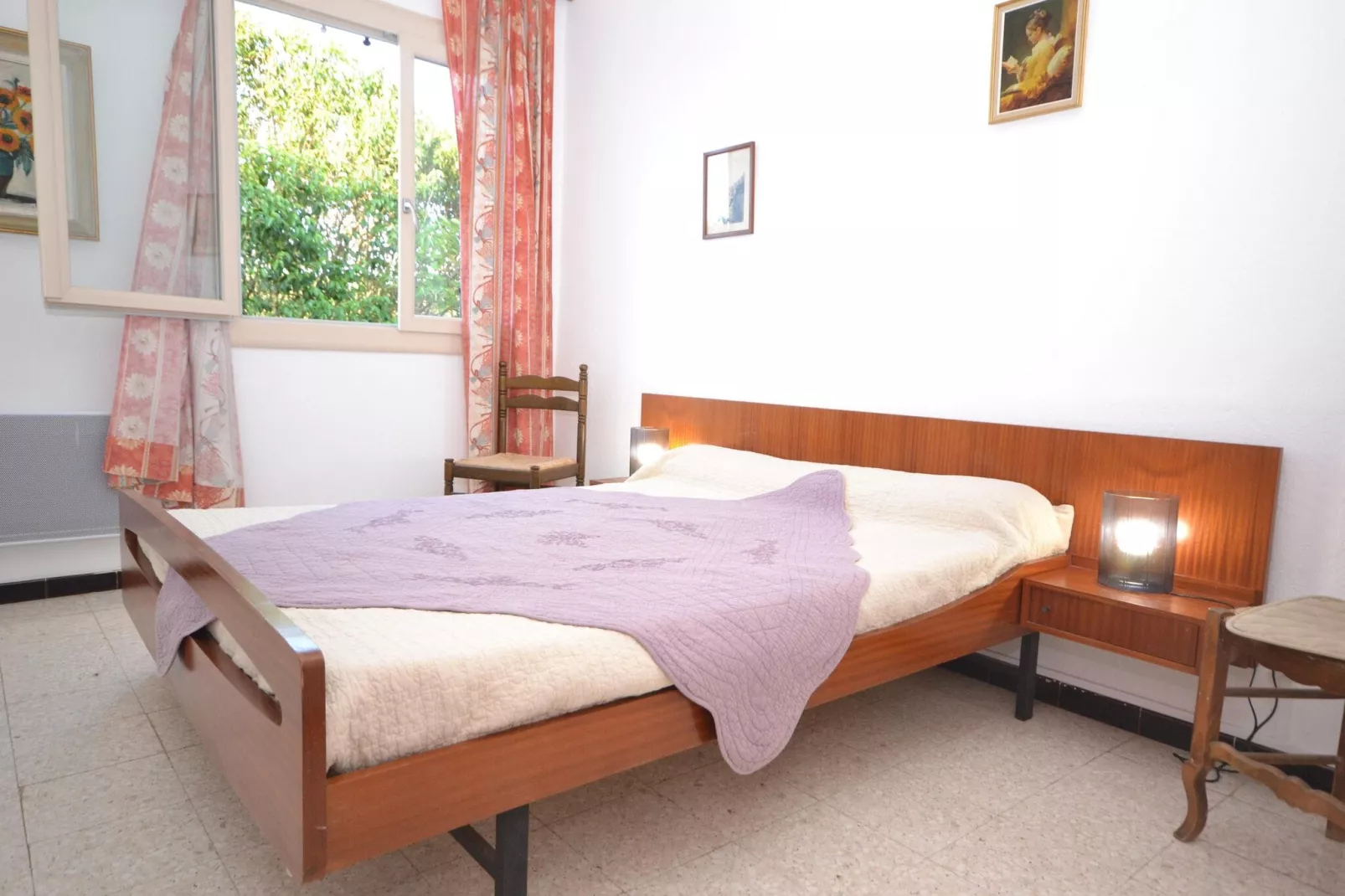 Le trois chambres-Bedroom