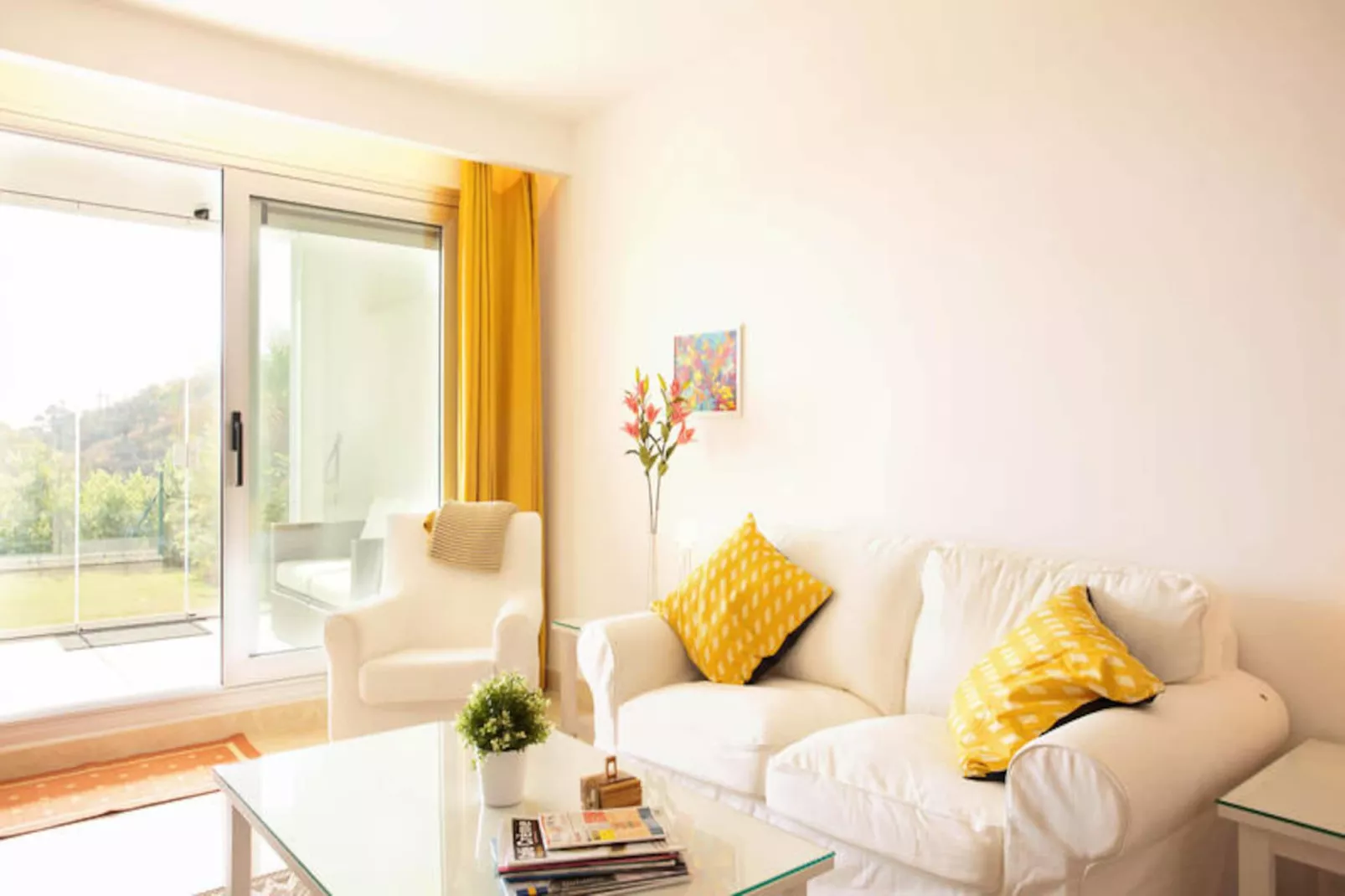 Appartements à Ojen-Image-tags.