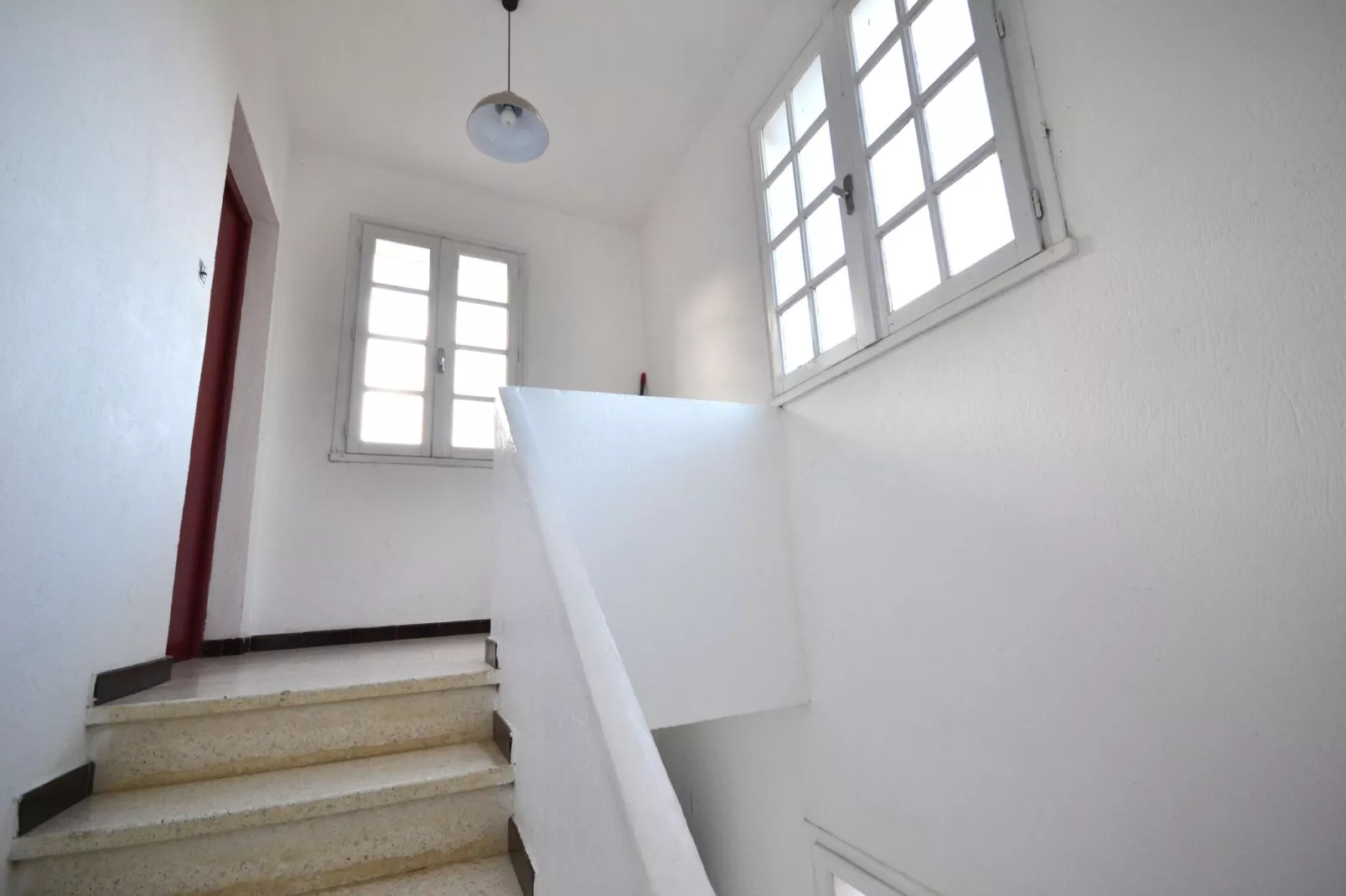 Le trois chambres-Reception hall
