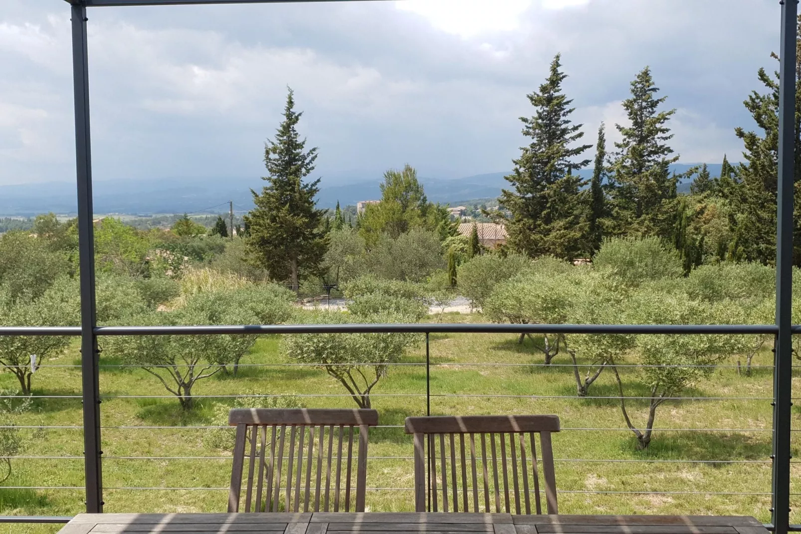 La Serre-Aussicht Sommer