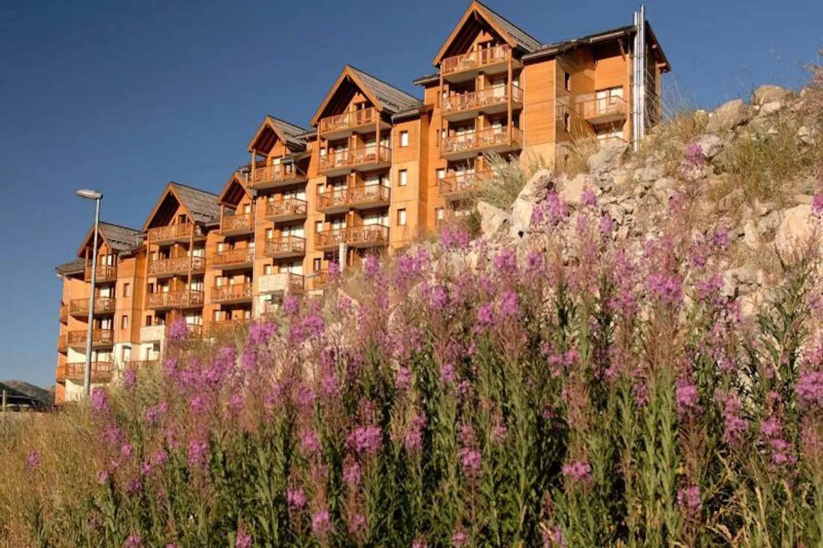 Résidence Odalys Rochebrune Le Vallon-Image-tags.