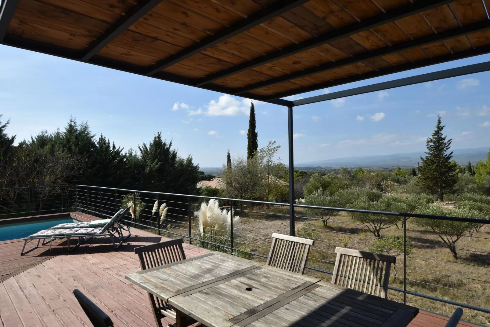 La Serre-Terrassenbalkon