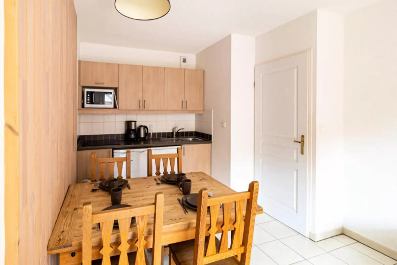 Résidence Le Balcon Des Airelles-Dining room