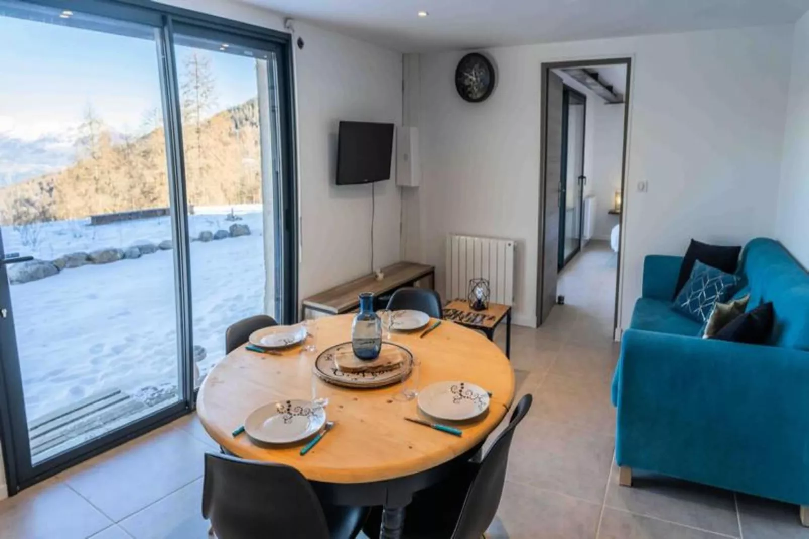 Résidence Pramouton-Salle à manger