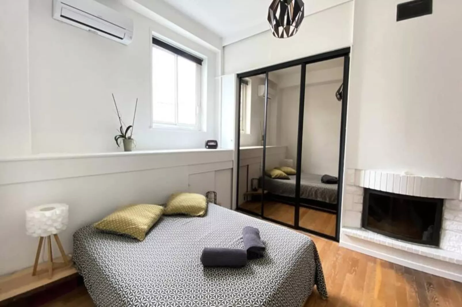 06bx : Superbe Loft - 100m2 - 6 Personnes-Exterior in summer