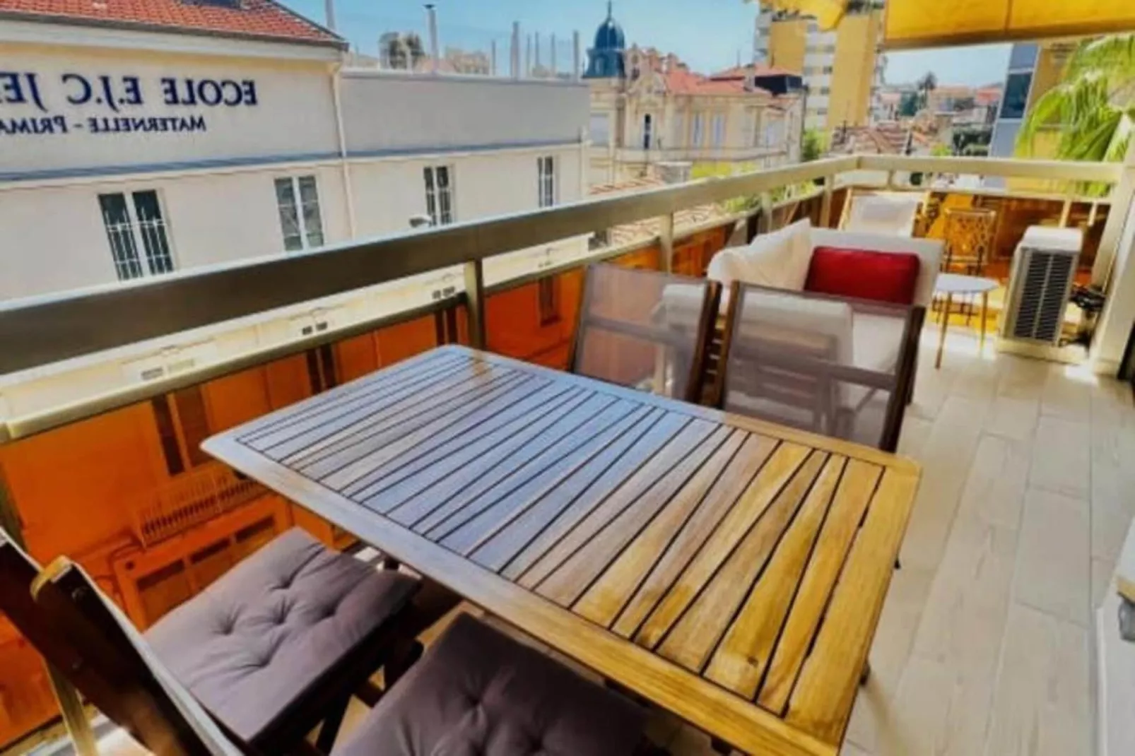 Résidence Le Verdi-Exterior in summer