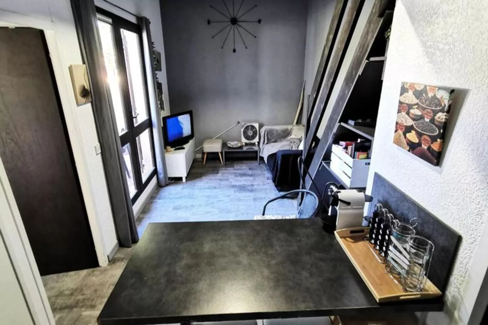 Résidence Equateur-Dining room