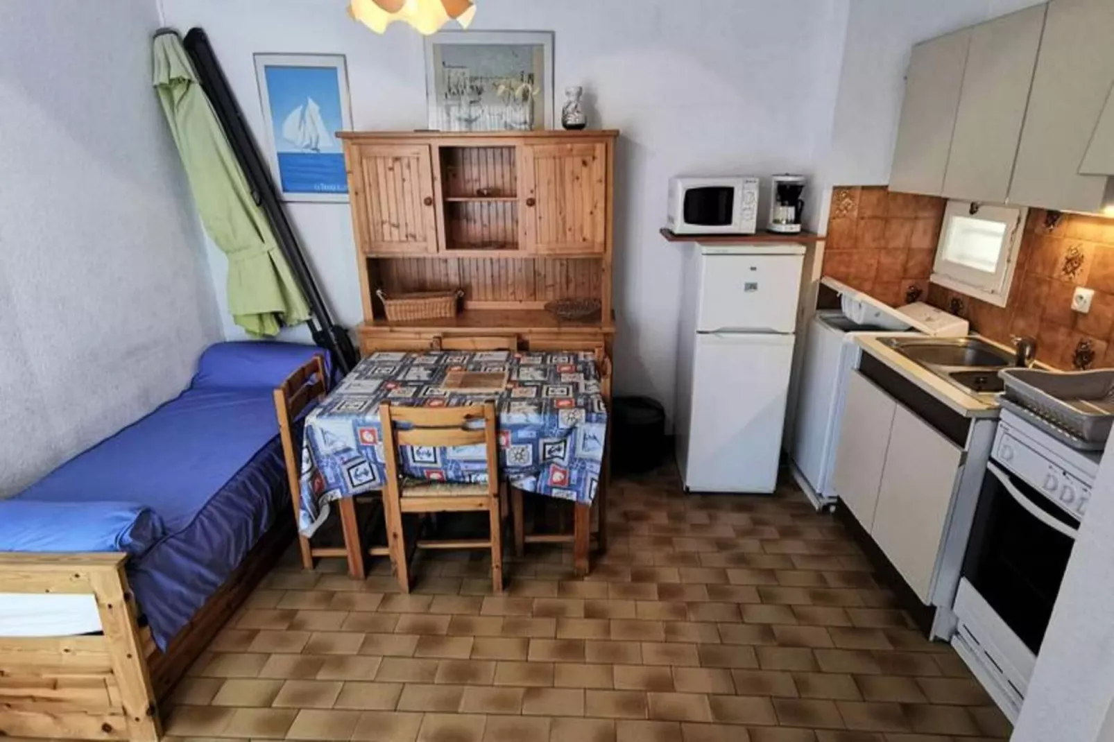 Résidence Les Zodiaques-Dining room