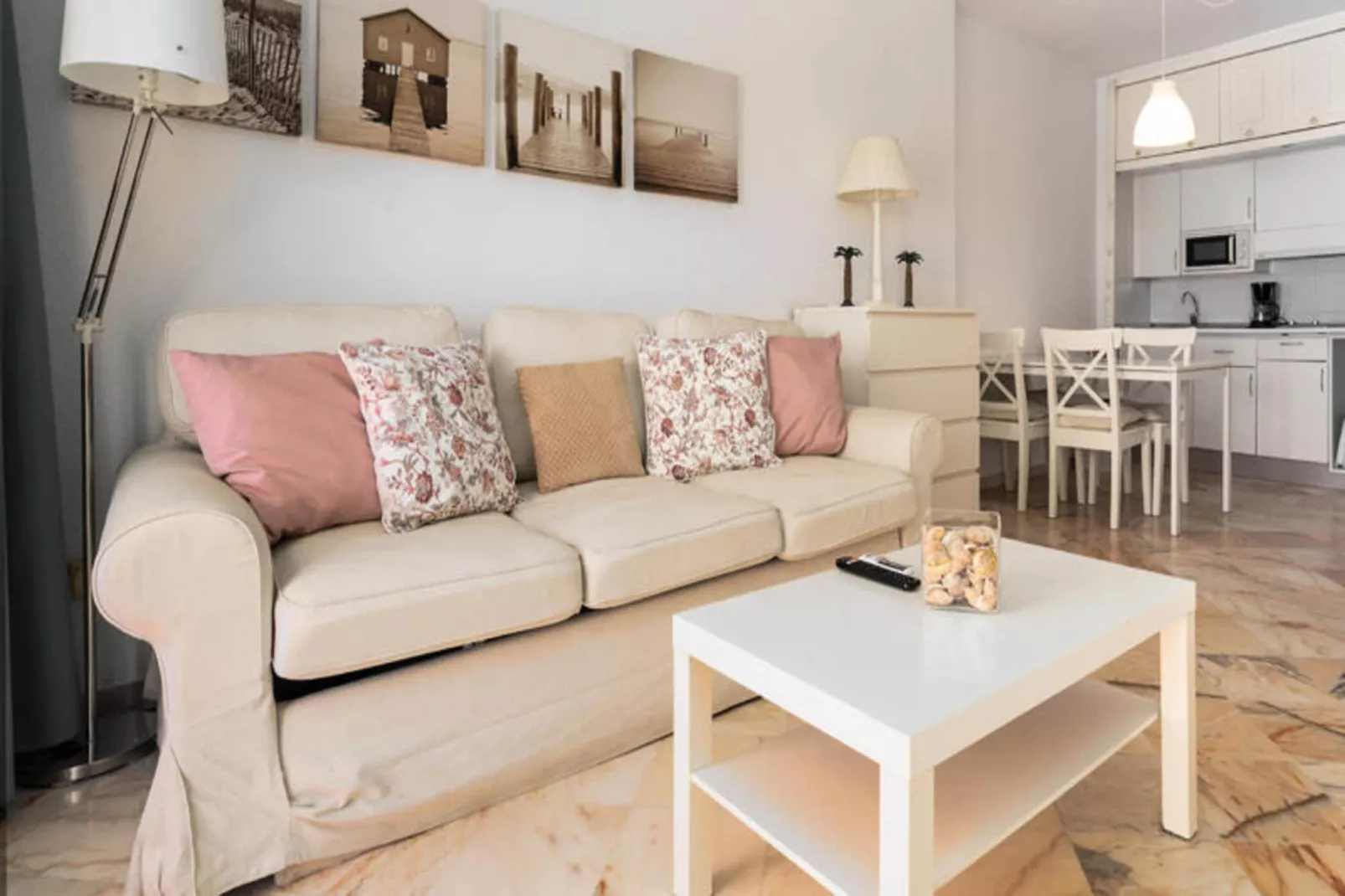 Studio à Marbella-Living room