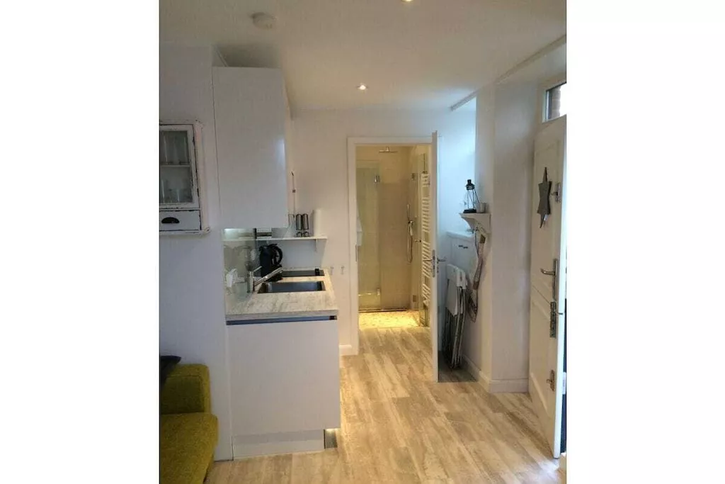 587025-Nicht zugeordnet