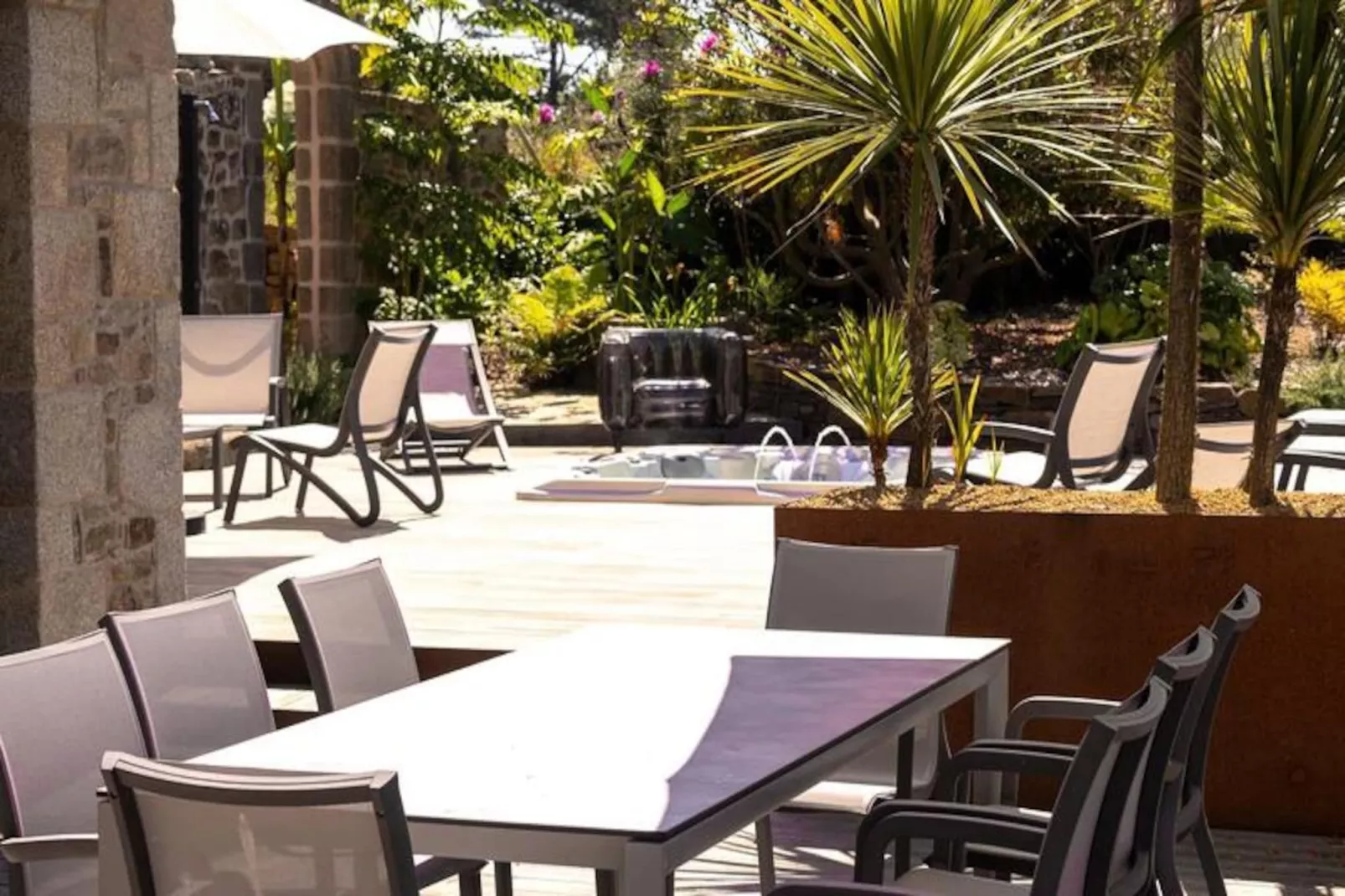 Maison à Perros-Guirec-Image-tags.