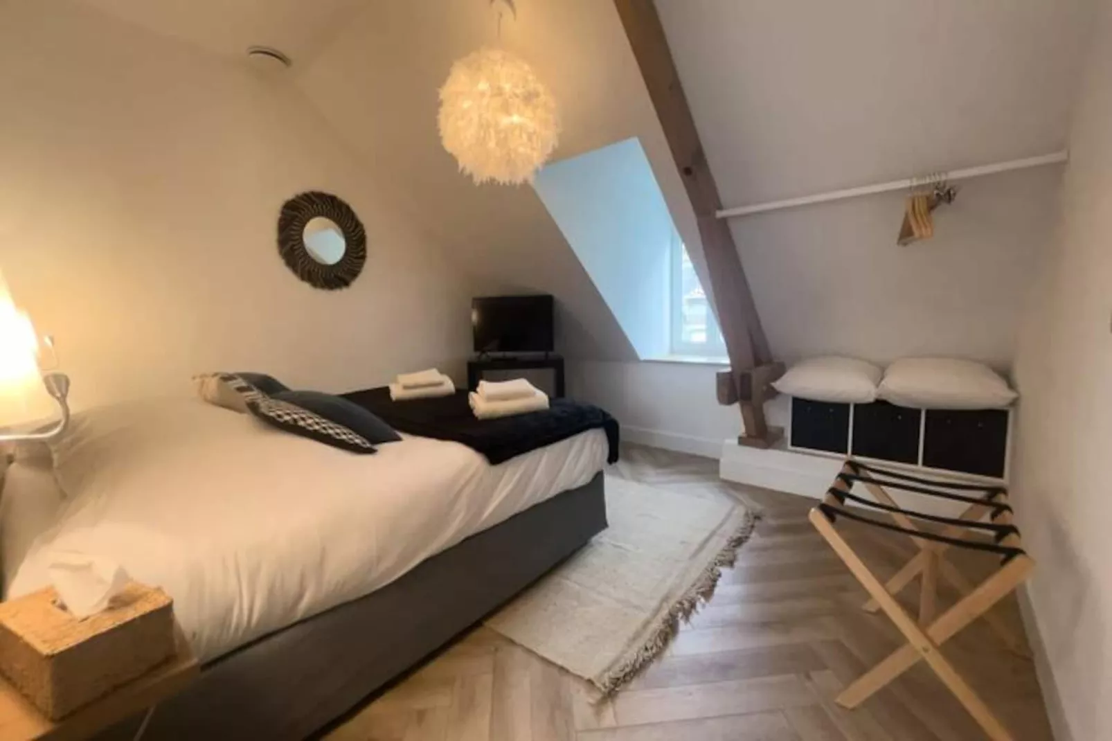 Maison R&eacute;gent & Spa - Un Balcon Sur La Mer-Image-tags.