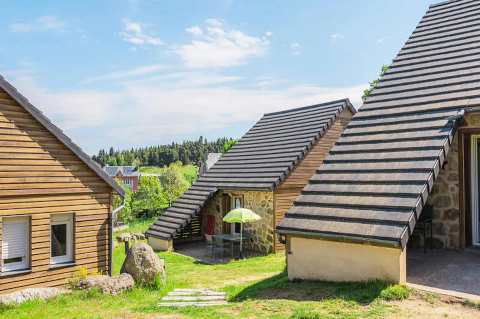 Maison à Aumont-Aubrac-Image-tags.