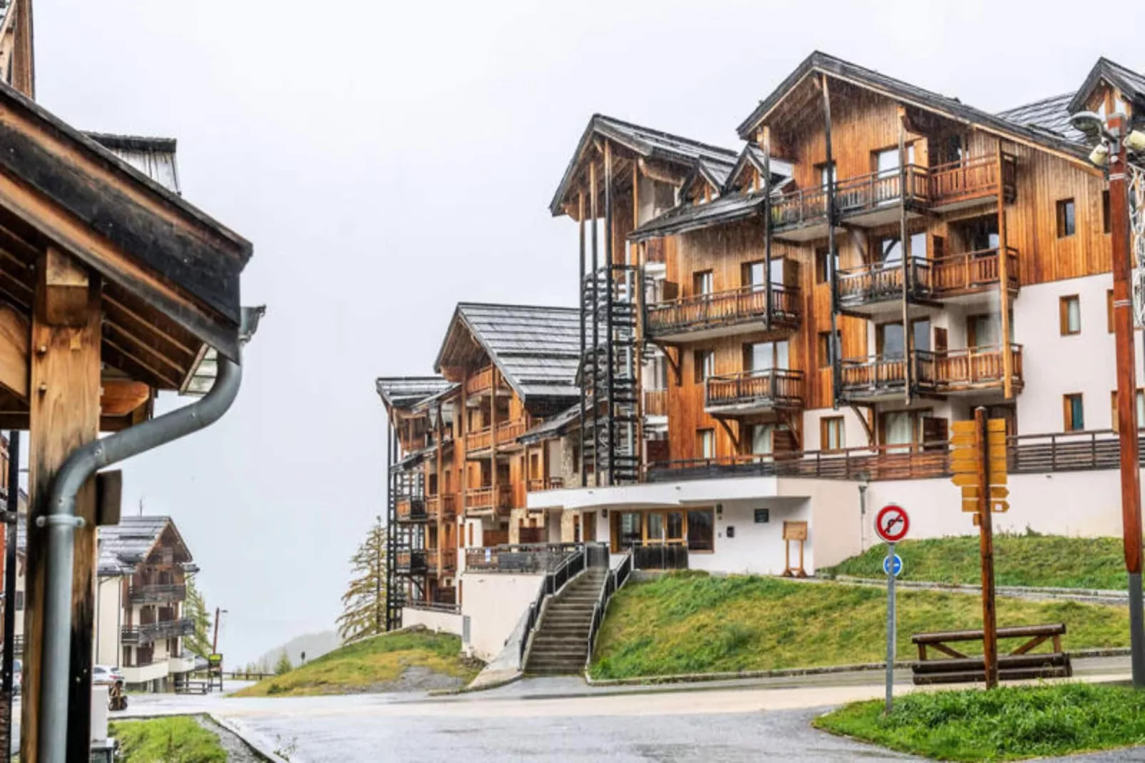 Résidence Le Parc Des Airelles - Außenbereich Sommer