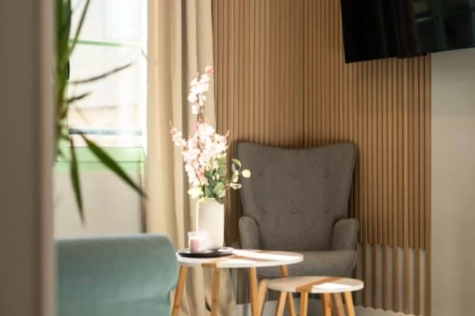 Appartement Moderne - Promenade Des Anglais à Nice-Image-tags.