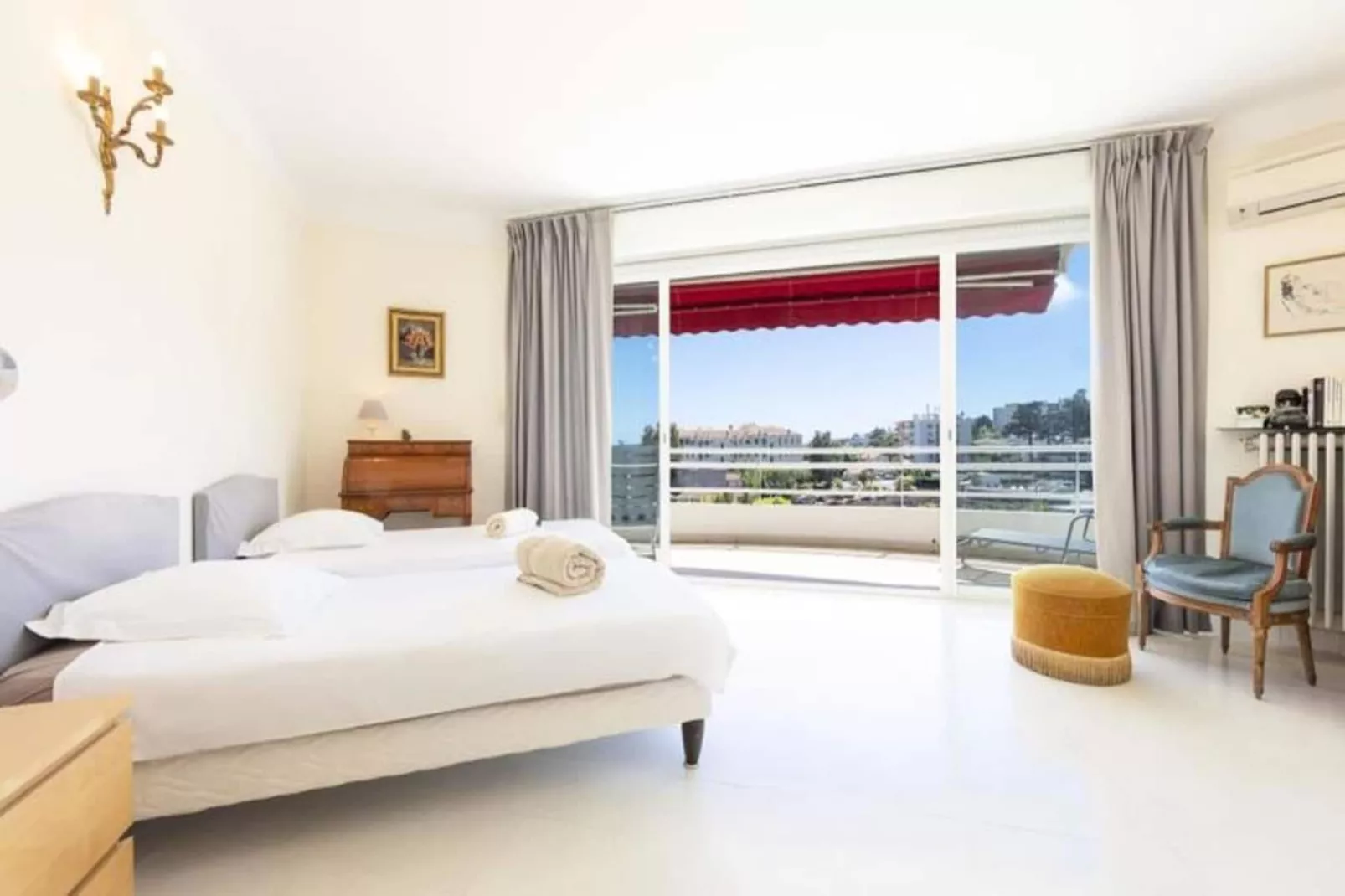 Résidence Appartement Enti&egrave;rement &eacute;quip&eacute; De 105 M2 Avec Vue Mer Et Collines-Extérieur été