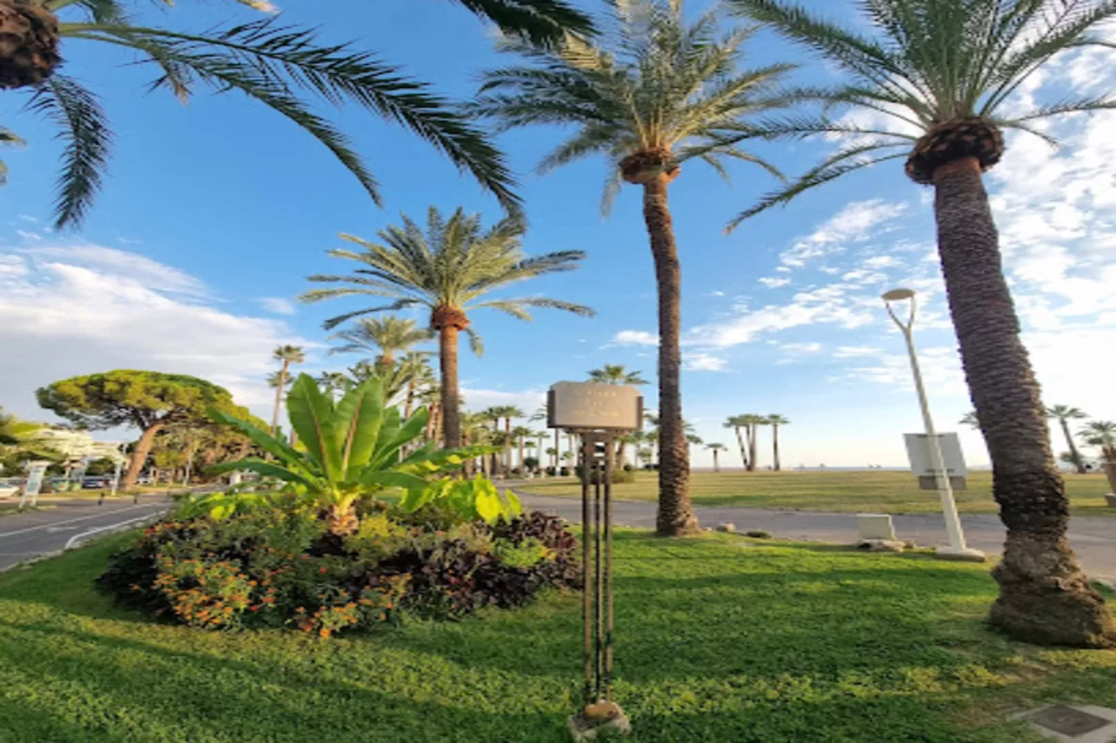 Résidence Studio Design Terrasse Et Plage &#9728;live In Marlyne&#9728;-Außenbereich Sommer