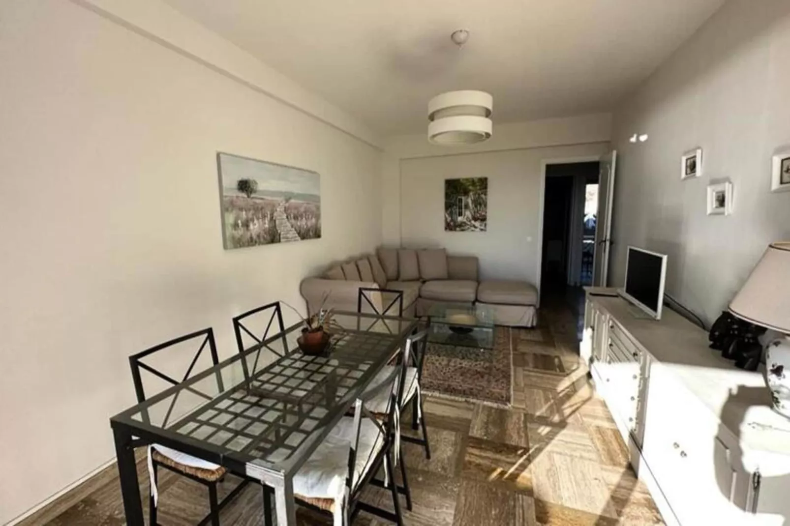 Résidence We &hearts; Cannes ! Vue Mer Incroyable 2 Chambres La Vista-Dining room