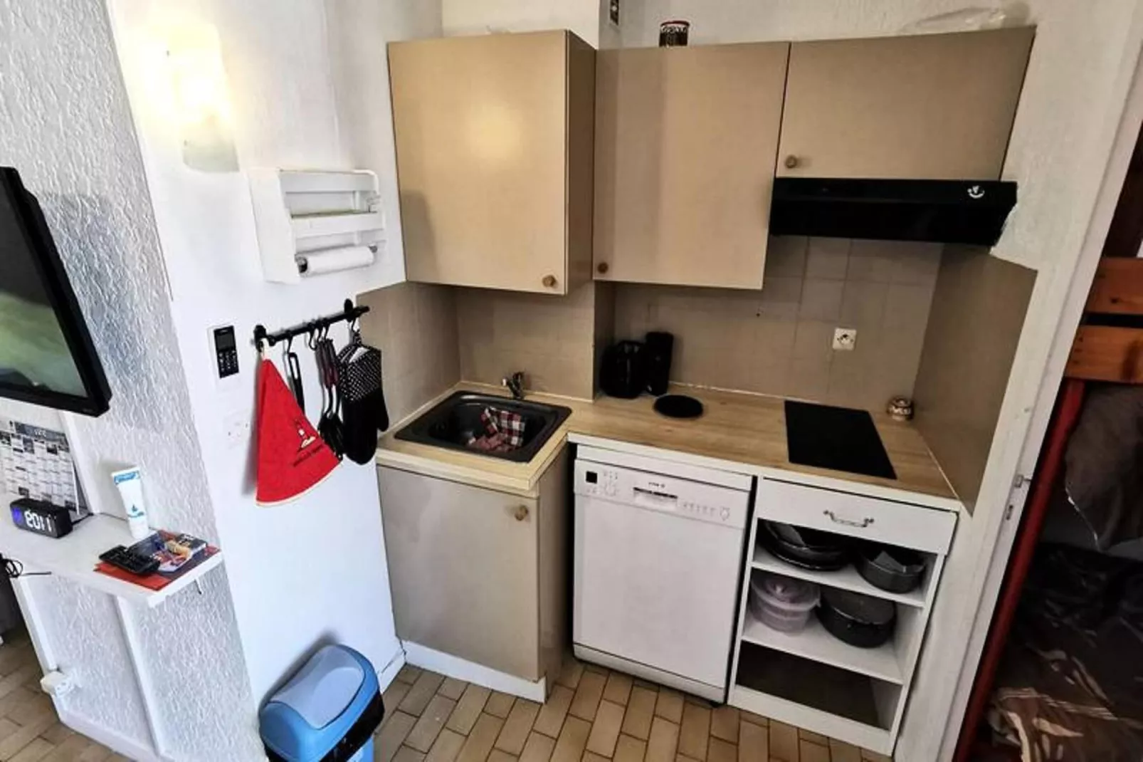 Résidence Les Arenes-Kitchen