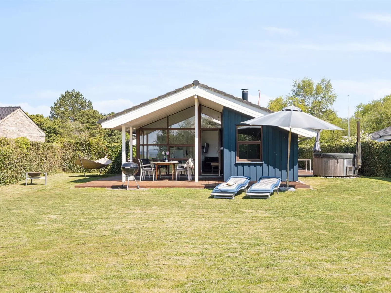 "Cathalina" - 75m from the sea-Outside