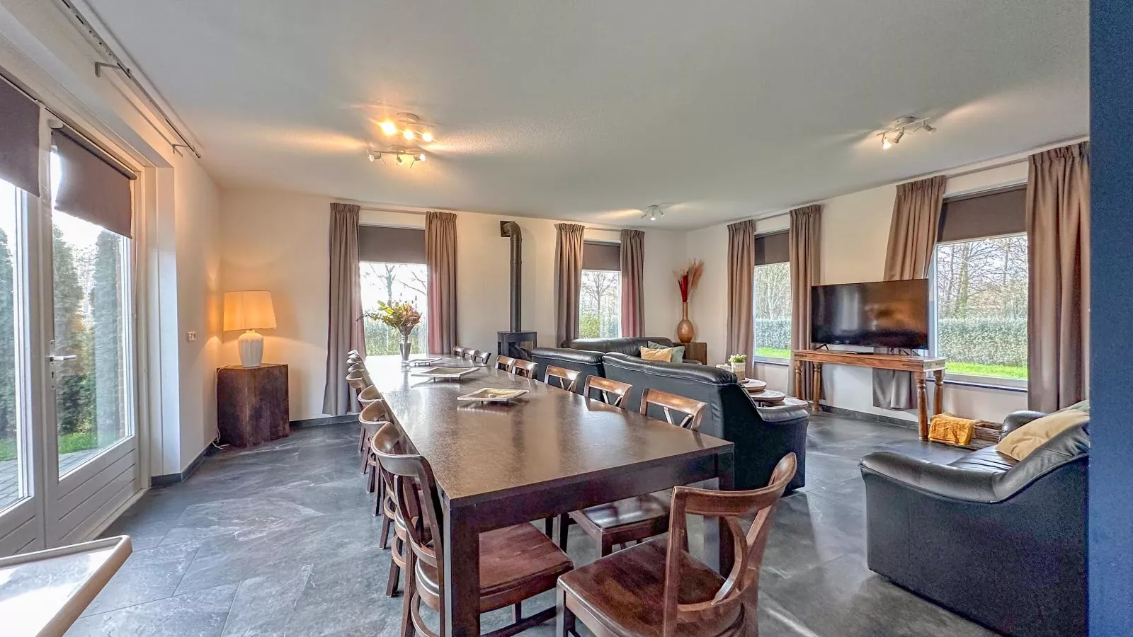 Landzicht-Salle à manger