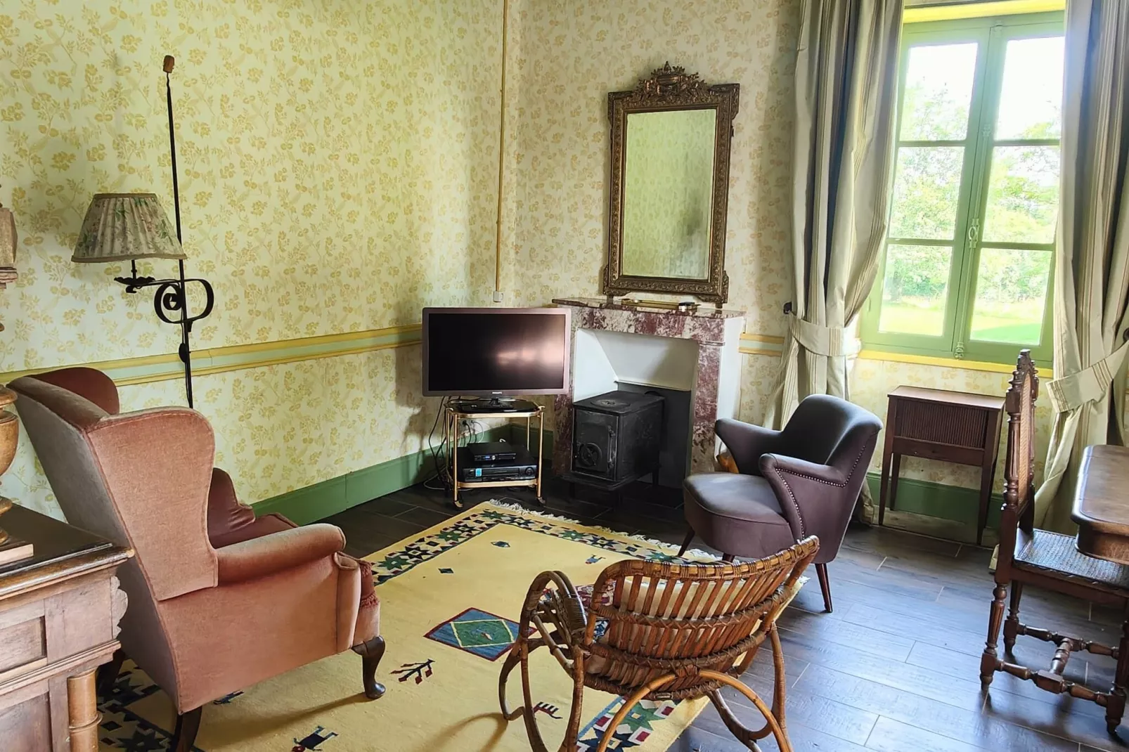 Maison de vacances Montcléra Cournes 8 pers-Esszimmer